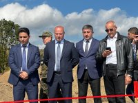 Ağdərədə aşkarlanmış kütləvi məzarlığa baxış keçirilib (FOTO)