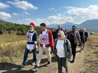 Ağdərədə aşkarlanmış kütləvi məzarlığa baxış keçirilib (FOTO)