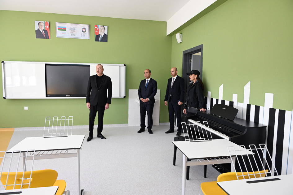 Prezident İlham Əliyev və Birinci xanım Mehriban Əliyeva Cəbrayıl şəhərində Mehdi Mehdizadə adına tam orta məktəbin binasının açılışında iştirak ediblər (YENİLƏNİB) (FOTO/VİDEO)