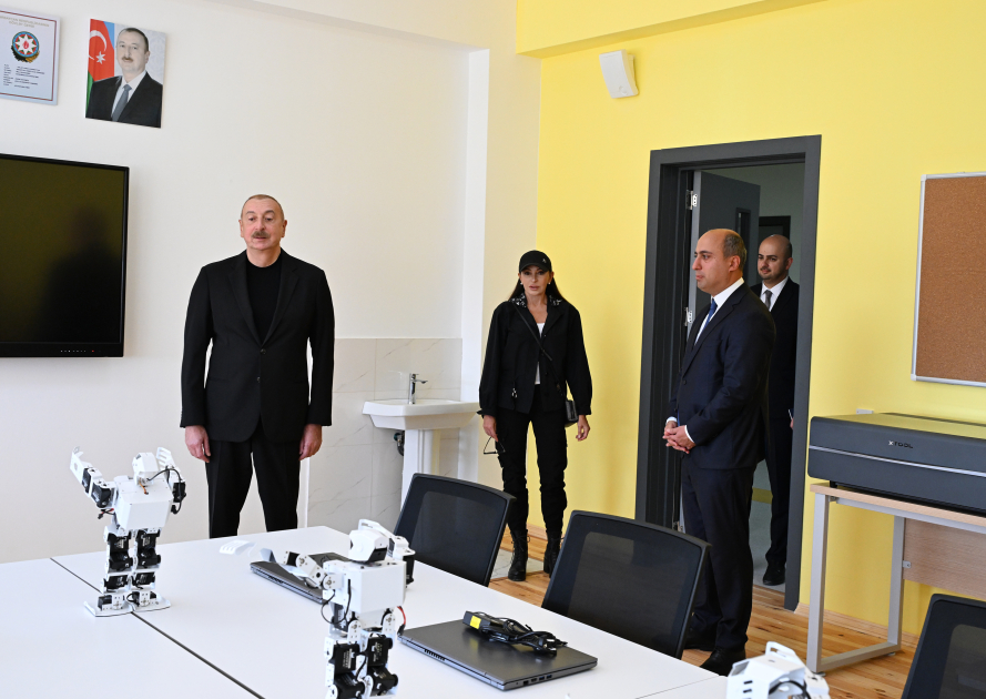 Prezident İlham Əliyev və Birinci xanım Mehriban Əliyeva Cəbrayıl şəhərində Mehdi Mehdizadə adına tam orta məktəbin binasının açılışında iştirak ediblər (YENİLƏNİB) (FOTO/VİDEO)