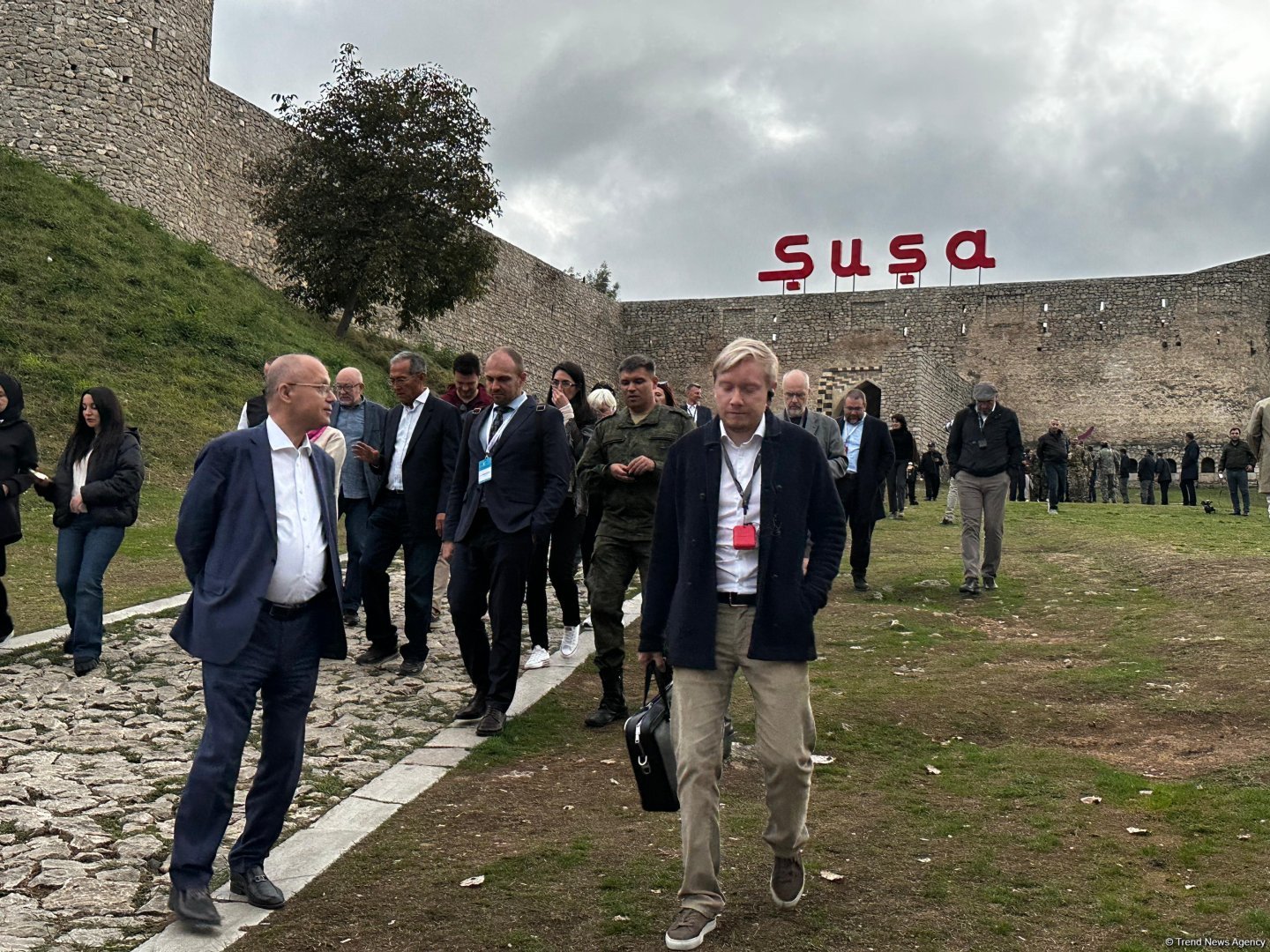 İtkin düşmüş şəxslərlə bağlı beynəlxalq konfransın iştirakçıları Şuşada olublar (FOTO)