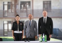 Prezident İlham Əliyev və Birinci xanım Mehriban Əliyeva Cəbrayıl şəhərində inşa olunan yaşayış kompleksinin açılışında iştirak ediblər (FOTO/VİDEO) (YENİLƏNİB-3)
