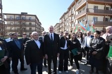 Prezident İlham Əliyev və Birinci xanım Mehriban Əliyeva Cəbrayıl şəhərində inşa olunan yaşayış kompleksinin açılışında iştirak ediblər (FOTO/VİDEO) (YENİLƏNİB-3)