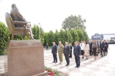 Xaçmazda Beynəlxalq Müəllimlər Günü qeyd edilib (FOTO)