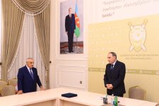Kamran Əliyev Azərbaycan Prokurorluğunun veteranı Rüstəm Usubovu yubileyi münasibəti ilə təbrik edib (FOTO)