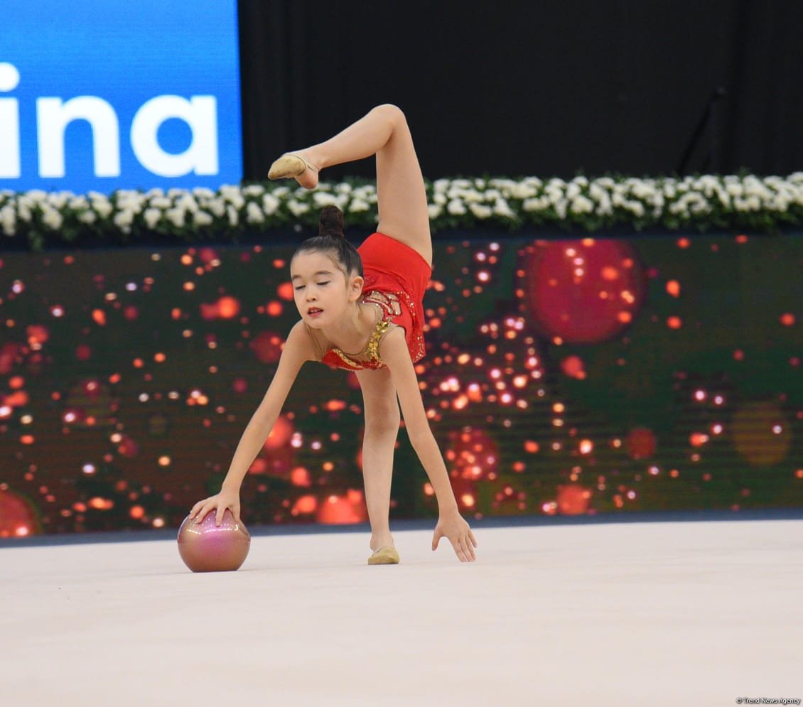 Bədii gimnastika üzrə 3-cü beynəlxalq “Ocaq kuboku” davam edir (FOTO)
