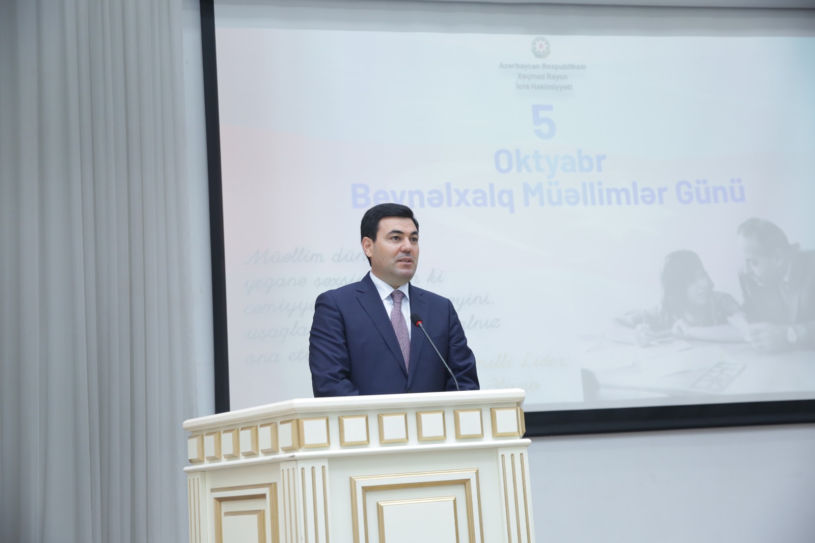 Xaçmazda Beynəlxalq Müəllimlər Günü qeyd edilib (FOTO)