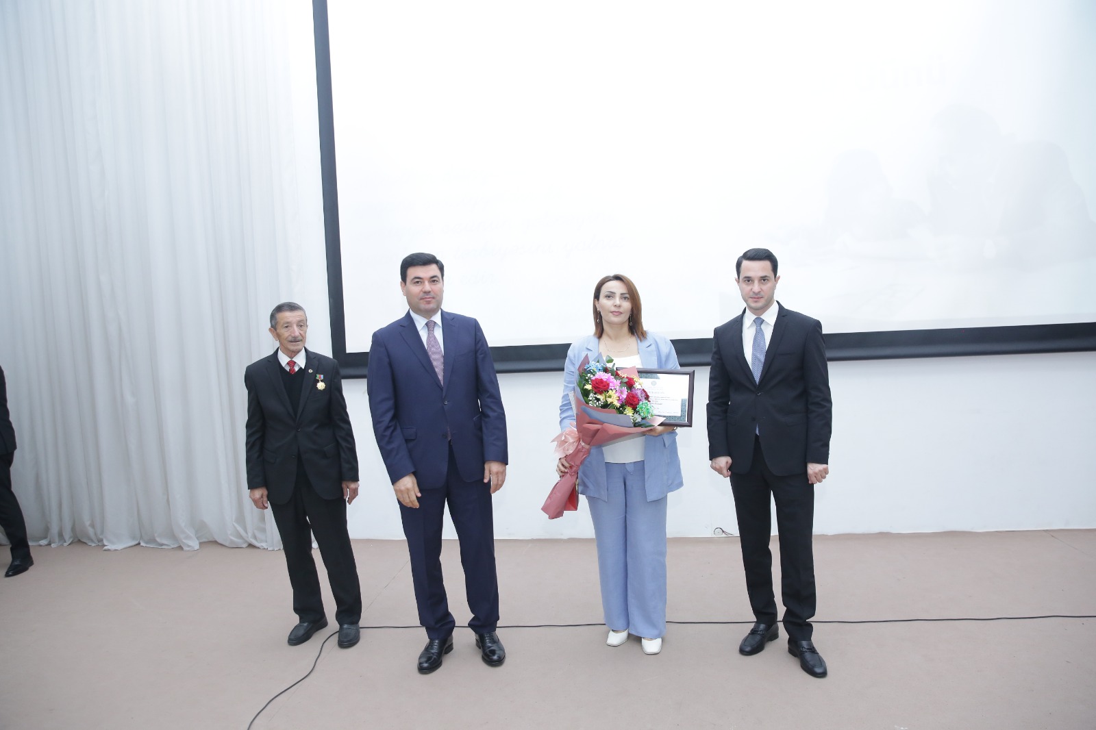 Xaçmazda Beynəlxalq Müəllimlər Günü qeyd edilib (FOTO)