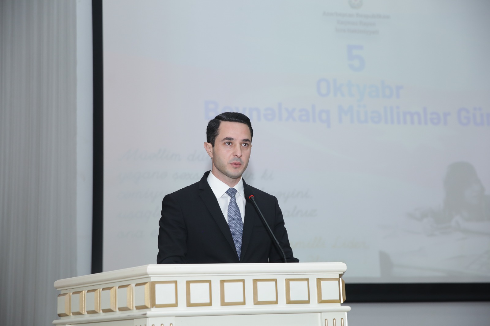 Xaçmazda Beynəlxalq Müəllimlər Günü qeyd edilib (FOTO)