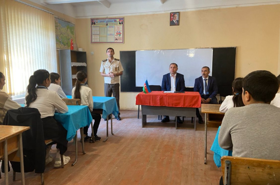 Fövqəladə Hallar Nazirliyi tərəfindən silsilə maarifləndirmə tədbirləri keçirilib (FOTO)