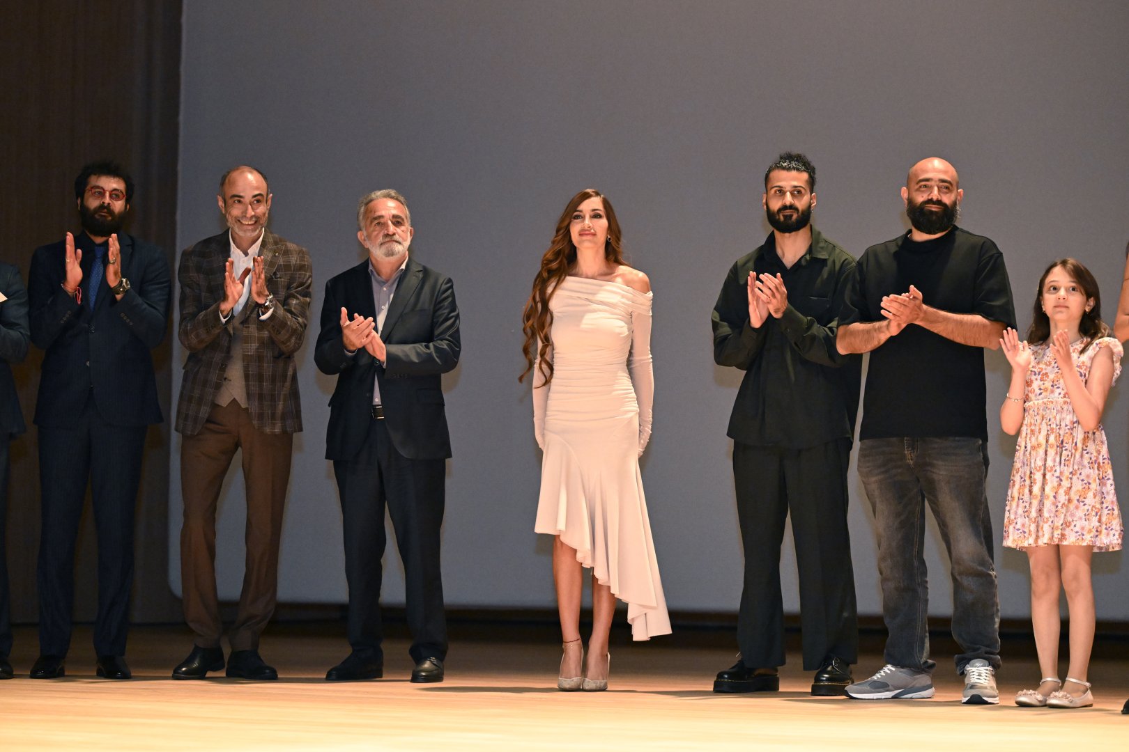 Heydər Əliyev Mərkəzində “Tağıyev: Neft” bədii filminin premyerası olub (FOTO)