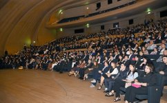 Heydər Əliyev Mərkəzində “Tağıyev: Neft” bədii filminin premyerası olub (FOTO)