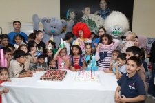 Heydər Əliyev Fondu uşaq evlərində şənlik təşkil etdi (FOTO)