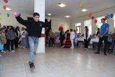 Heydər Əliyev Fondu uşaq evlərində şənlik təşkil etdi (FOTO)
