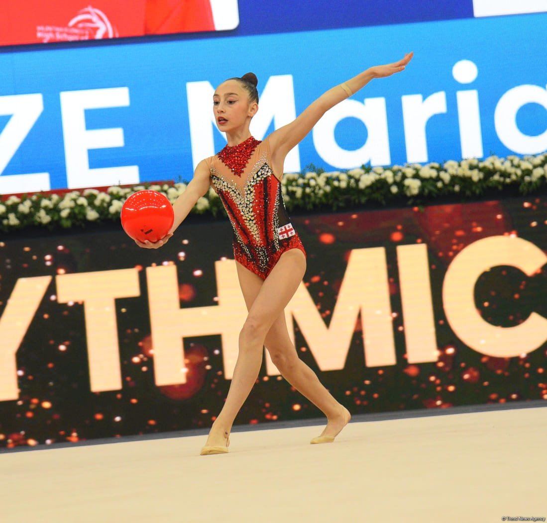 Bədii gimnastika  üzrə 3-cü beynəlxalq “Ocaq kuboku”nun 3 cü günü start götürüb (FOTO)