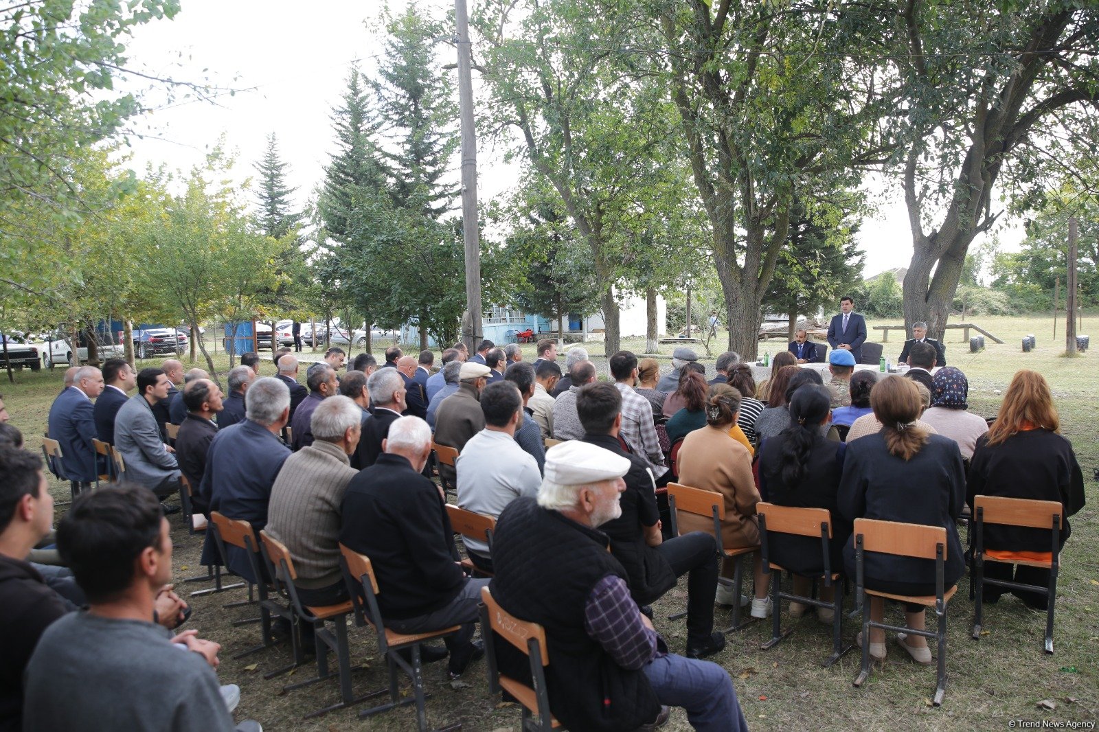 Əhmədoba kəndində səyyar qəbul və ekoloji aksiya keçirilib (FOTO)