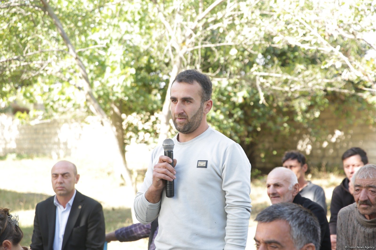 Əhmədoba kəndində səyyar qəbul və ekoloji aksiya keçirilib (FOTO)