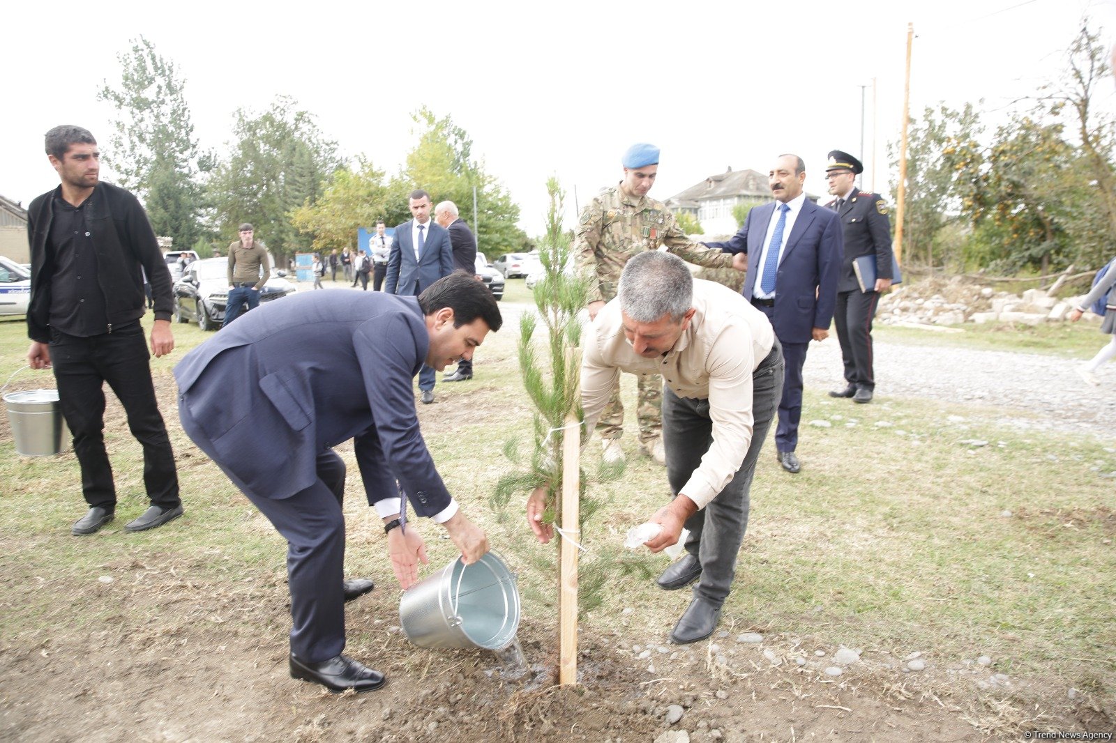 Əhmədoba kəndində səyyar qəbul və ekoloji aksiya keçirilib (FOTO)