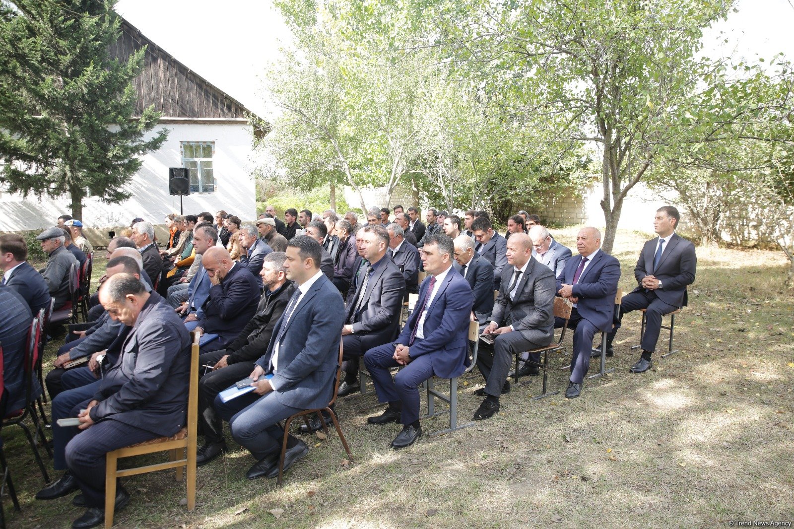 Əhmədoba kəndində səyyar qəbul və ekoloji aksiya keçirilib (FOTO)