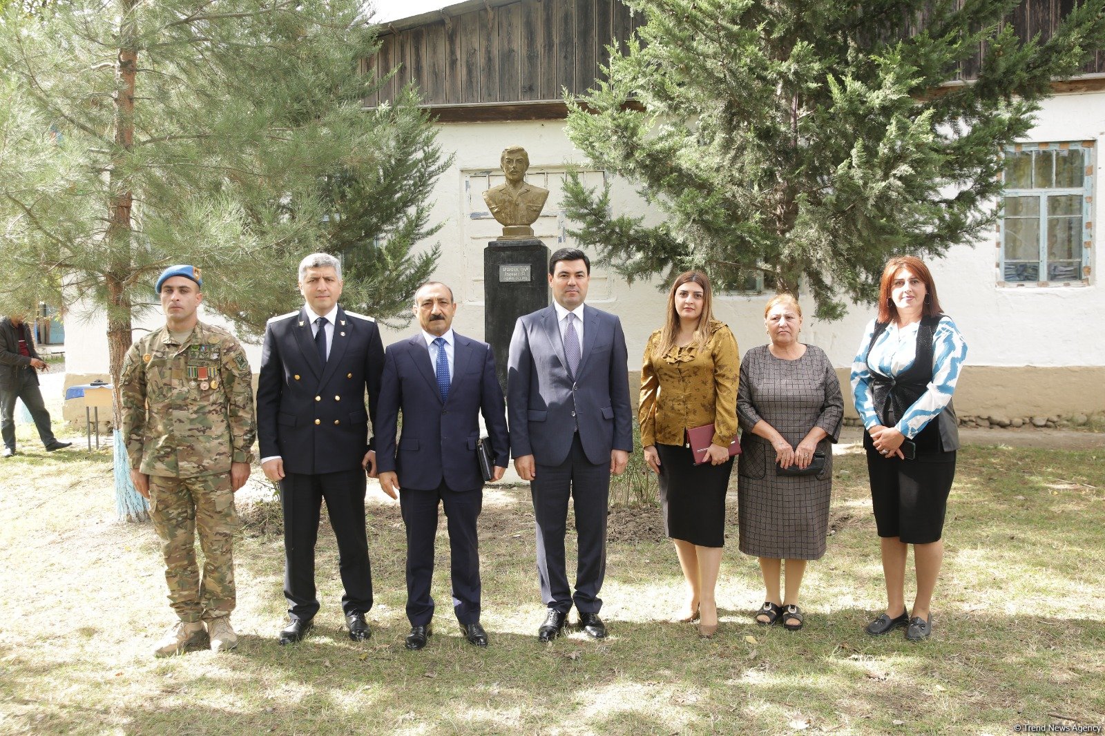 Əhmədoba kəndində səyyar qəbul və ekoloji aksiya keçirilib (FOTO)