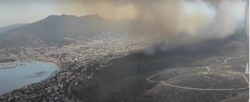 FHN-in “BE-200ÇS” amfibiya tipli təyyarəsi Türkiyədə yanğınsöndürmə əməliyyatını davam etdirir (FOTO/VİDEO)