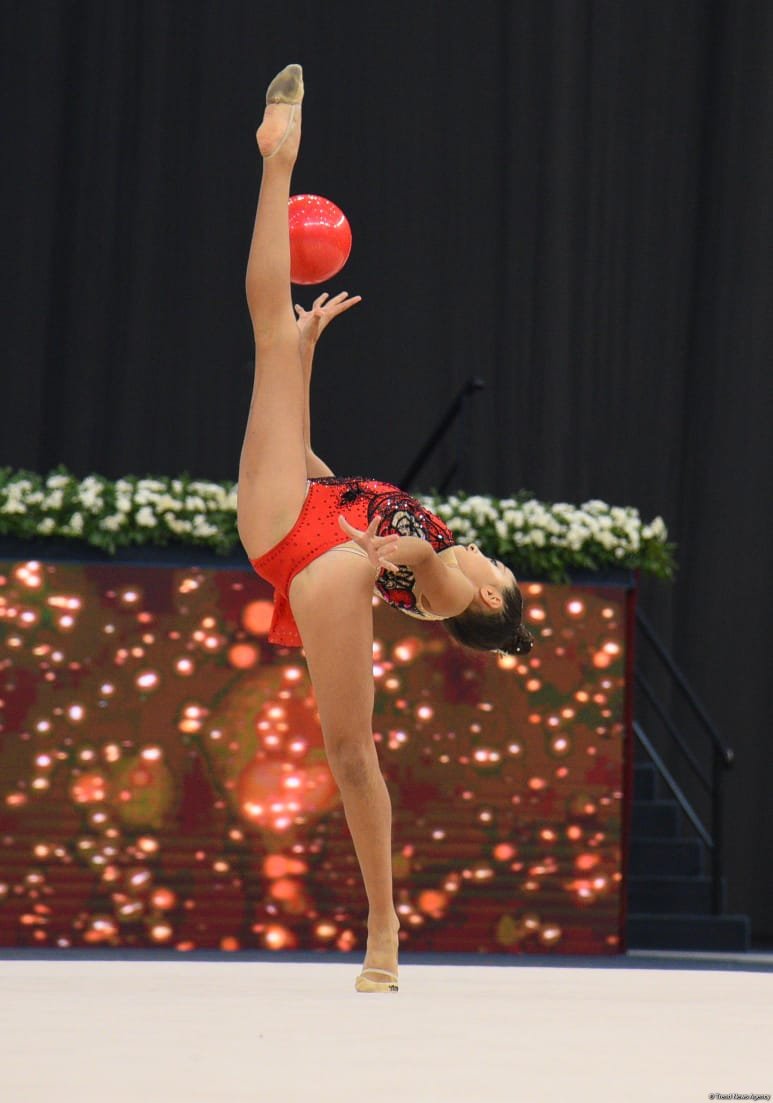 Bədii gimnastika üzrə 3-cü beynəlxalq “Ocaq kuboku”nun sonuncu günü start götürüb (FOTO)