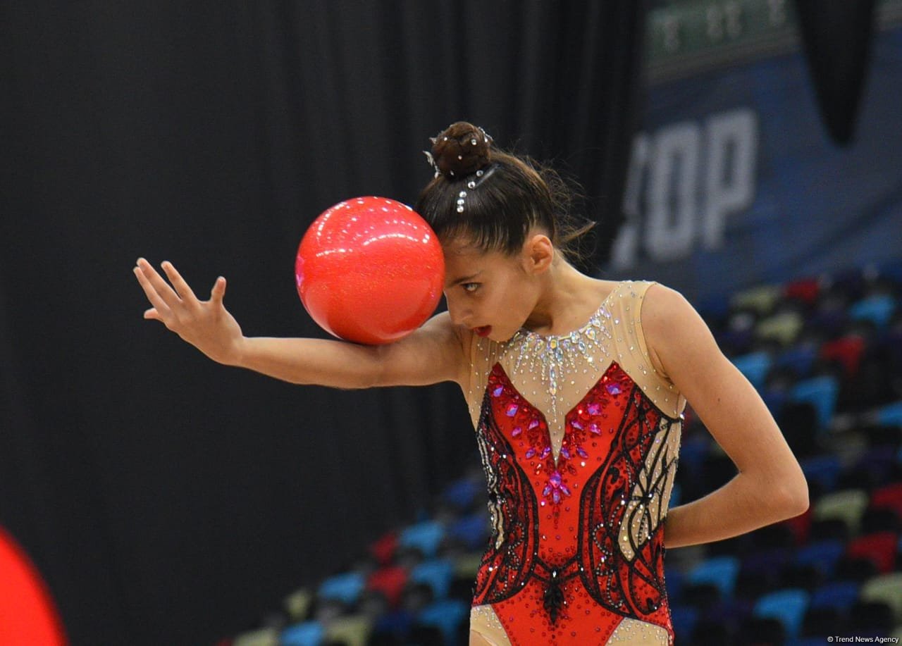 Bədii gimnastika üzrə 3-cü beynəlxalq “Ocaq kuboku”nun sonuncu günü start götürüb (FOTO)