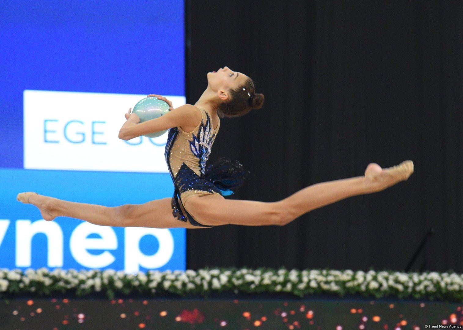 Bədii gimnastika üzrə 3-cü beynəlxalq “Ocaq kuboku”nun sonuncu günü start götürüb (FOTO)