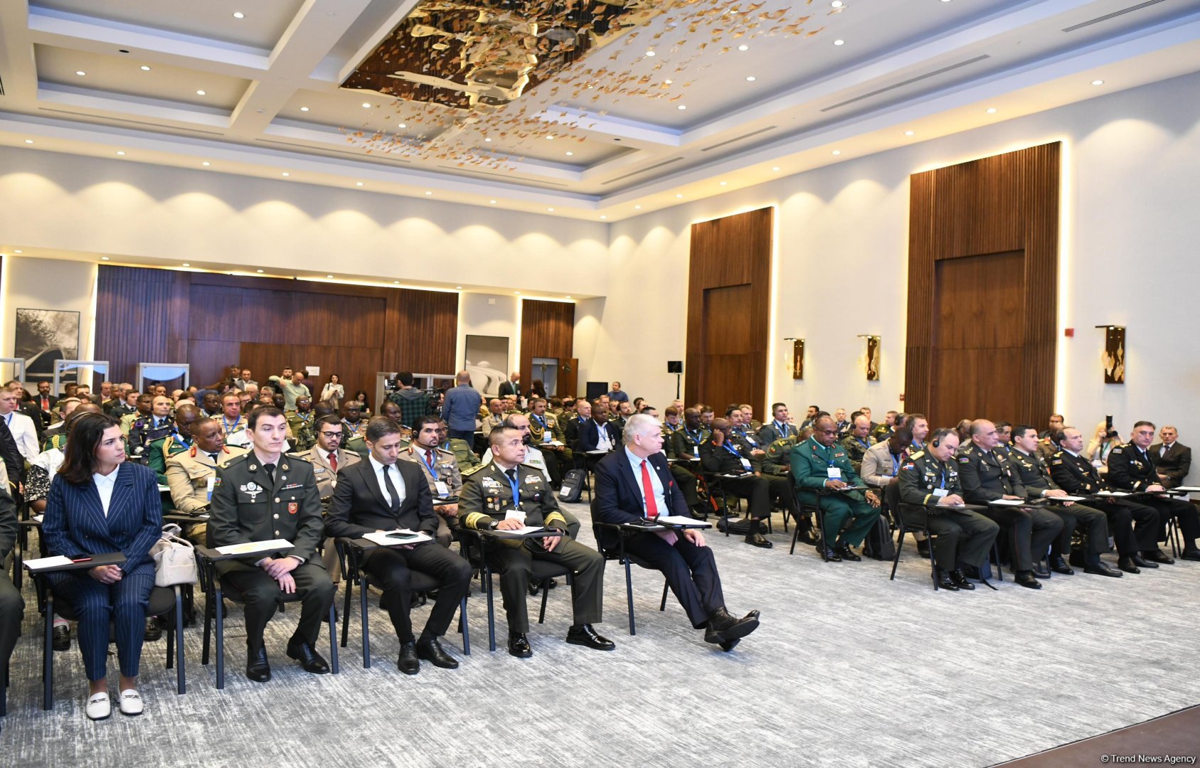 Bakıda “Hərbi əməliyyatların idarə olunmasında beynəlxalq qaydalar üzrə yüksək səviyyəli seminar” keçirilib (FOTO/VİDEO) (ƏLAVƏ OLUNUB)