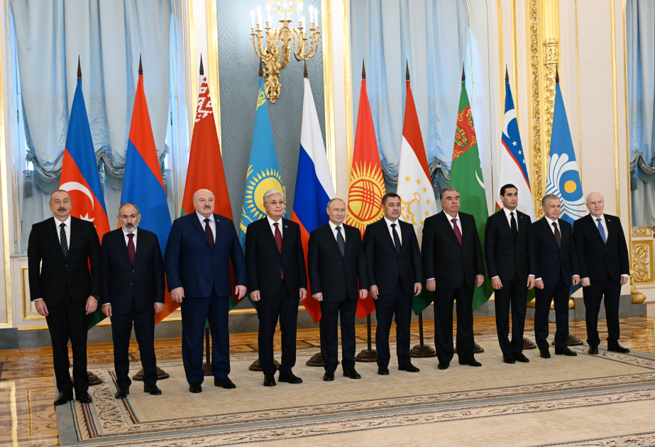 Prezident İlham Əliyev Moskvada MDB Dövlət Başçıları Şurasının iclasında iştirak edib (FOTO/VİDEO) (YENİLƏNİB-4)