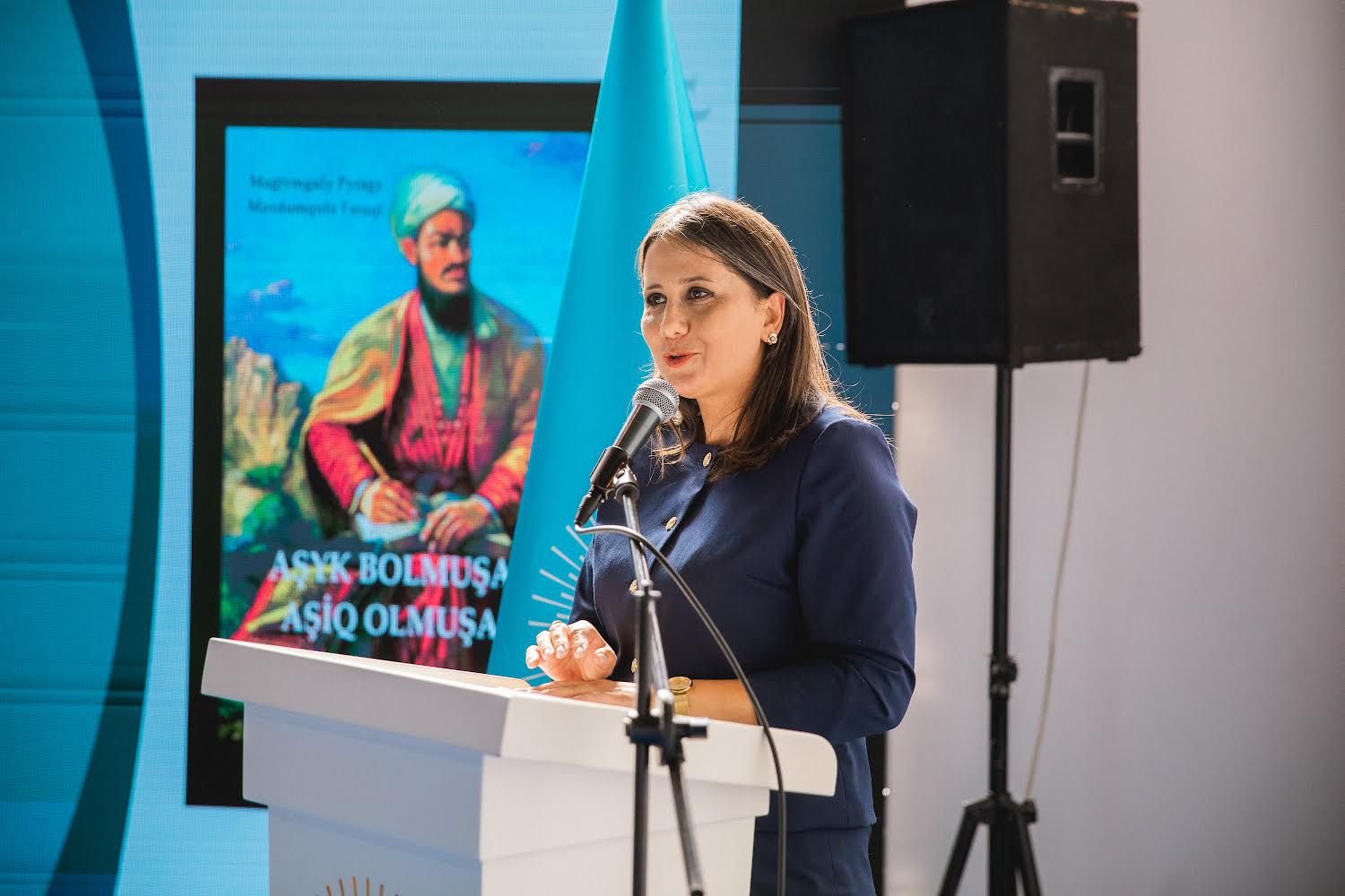 Türk Mədəniyyəti və İrsi Fondu “Aşiq olmuşam” kitabının təqdimat mərasimini keçirib (FOTO)