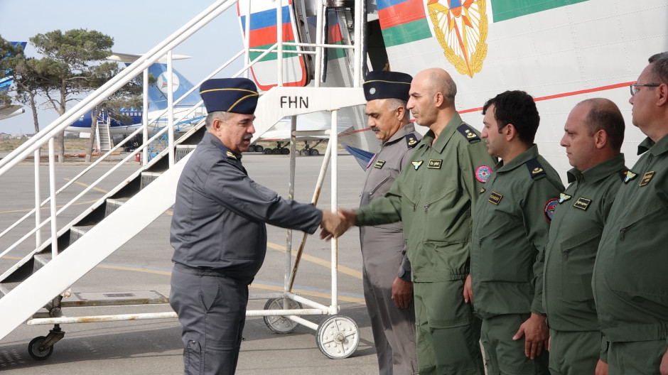 Türkiyədə meşə yanğınlarının söndürülməsinə cəlb edilmiş FHN-in amfibiya təyyarəsi ölkəmizə qayıdıb (FOTO/VİDEO)