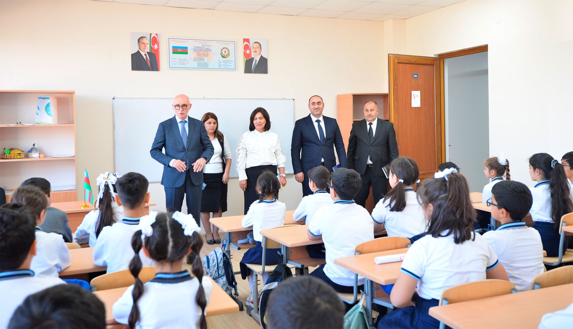 Nazir müavini Firudin Qurbanov Şuşa, Xankəndi və Xocalı məktəblərində olub (FOTO)