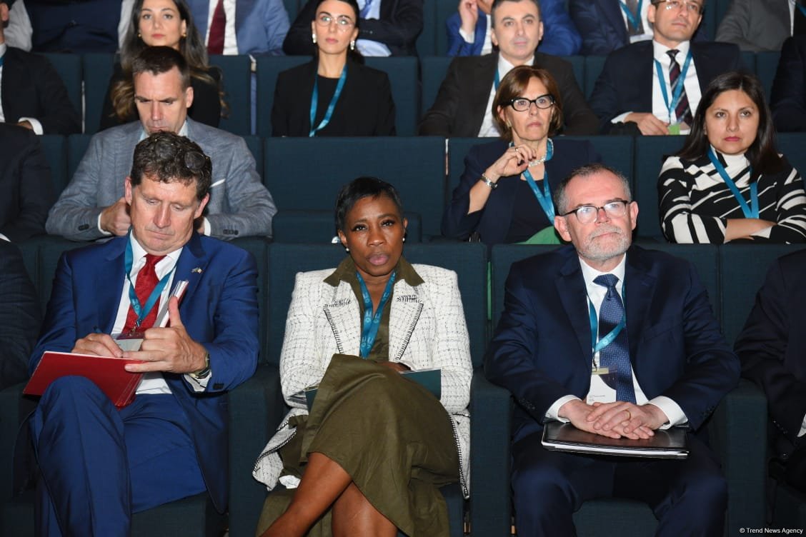 Bakıda Pre-COP-un ilk günü başa çatıb (FOTO) (ƏLAVƏ EDİLİB)