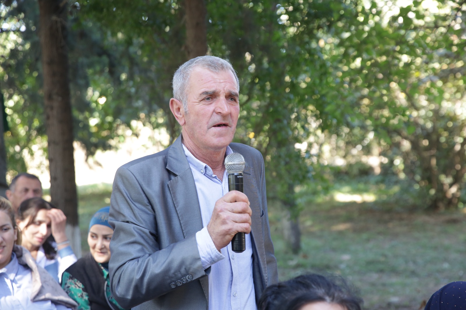 Xaçmazın Qaraqurtlu kəndində sakinlərin müraciət və təklifləri dinlənilib (FOTO)