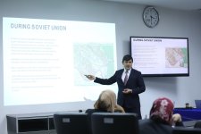 Azərbaycan-Malayziya münasibətlərinin hazırkı səviyyəsi və inkişaf perspektivləri müzakirə olunub (FOTO)