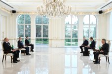 Prezident İlham Əliyev Danimarkanın Azərbaycanda yeni təyin olunmuş səfirinin etimadnaməsini qəbul edib (FOTO/VİDEO) (YENİLƏNİB)