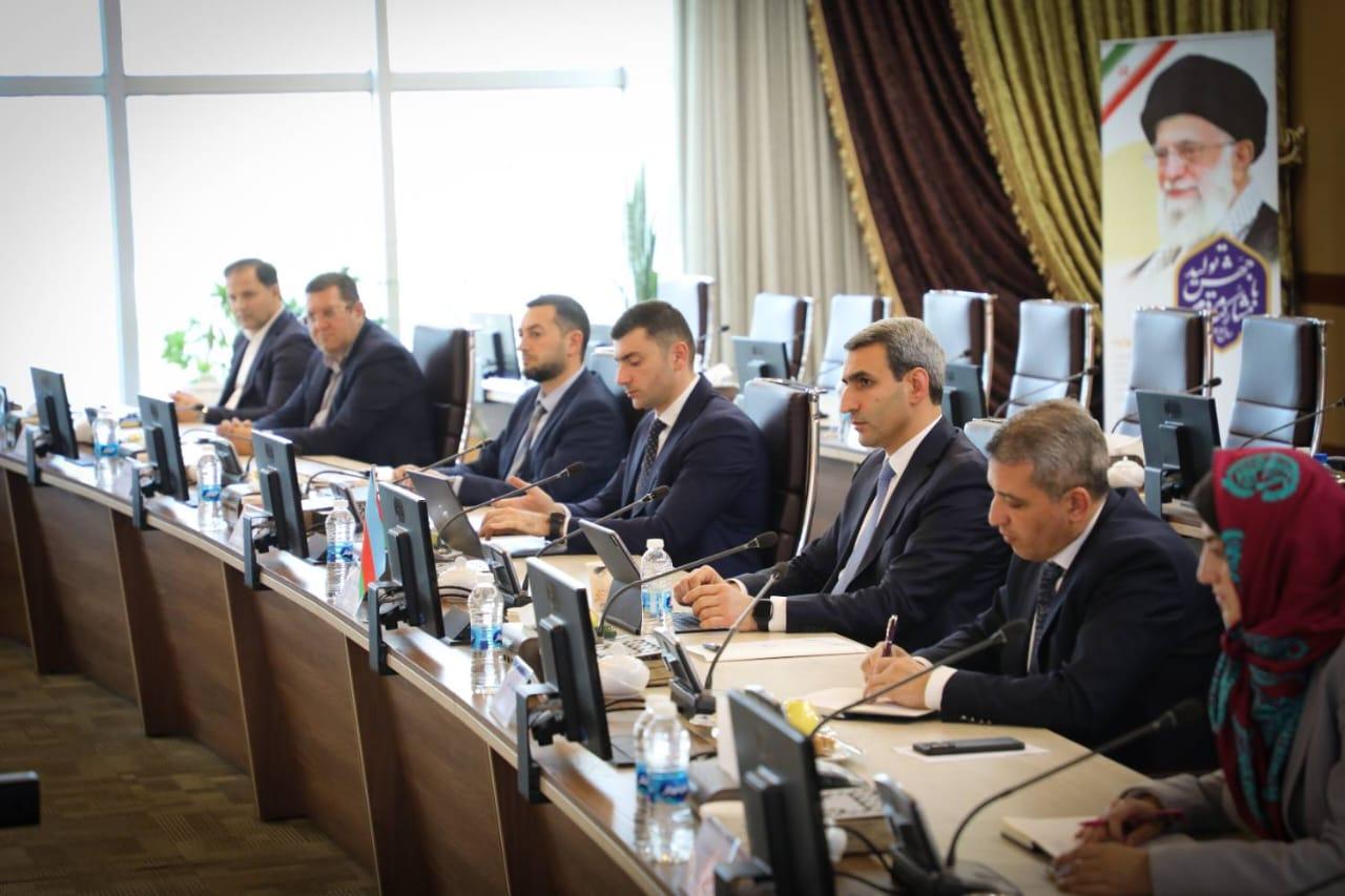 Azərbaycan və İran Şərqi Zəngəzur və Naxçıvanı birləşdirəcək dəmir yolu xəttinin inşasını müzakirə etdi (FOTO)