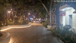 Xaqani parkında ictimai iaşə obyektinin zəbt etdiyi ərazi boşaldılıb (FOTO)
