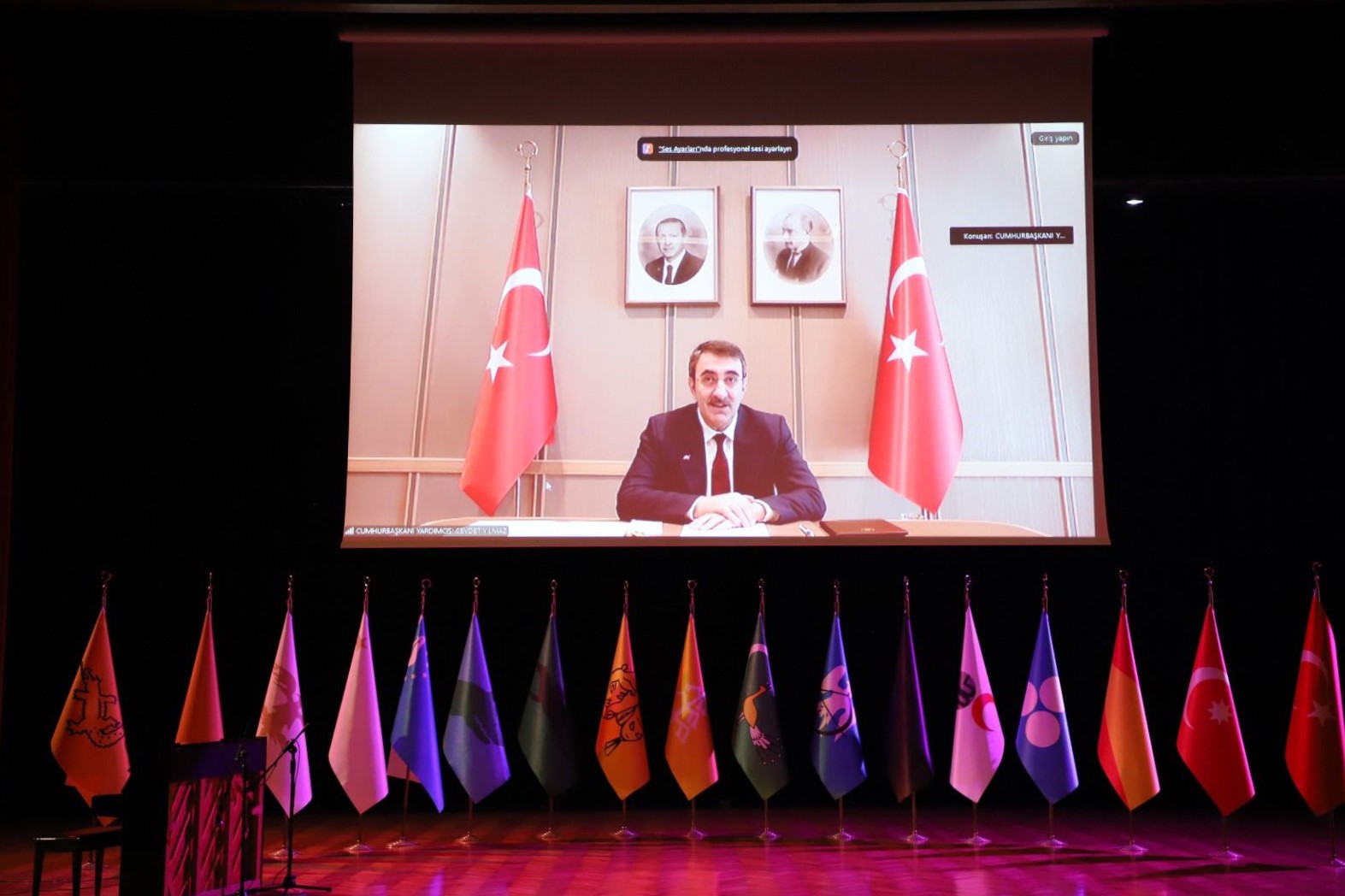 “Türkiyə yüzilliyində I Beynəlxalq Türk Diasporu Simpoziumu” işə başlayıb (FOTO)