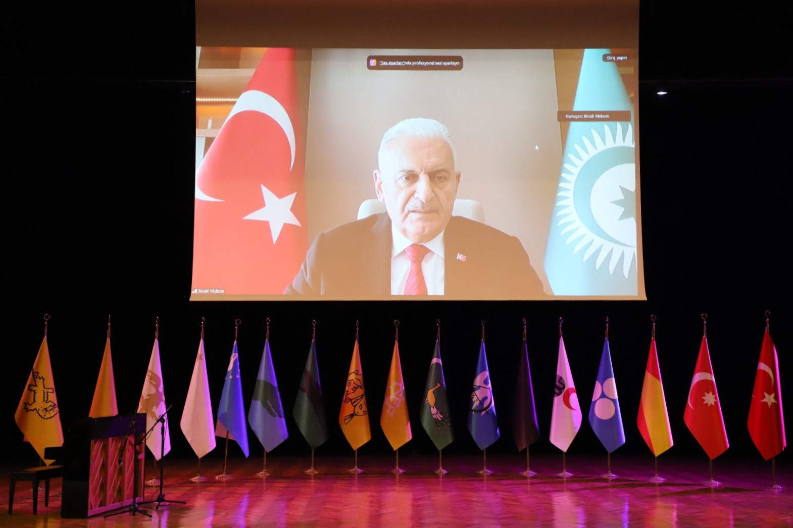 “Türkiyə yüzilliyində I Beynəlxalq Türk Diasporu Simpoziumu” işə başlayıb (FOTO)