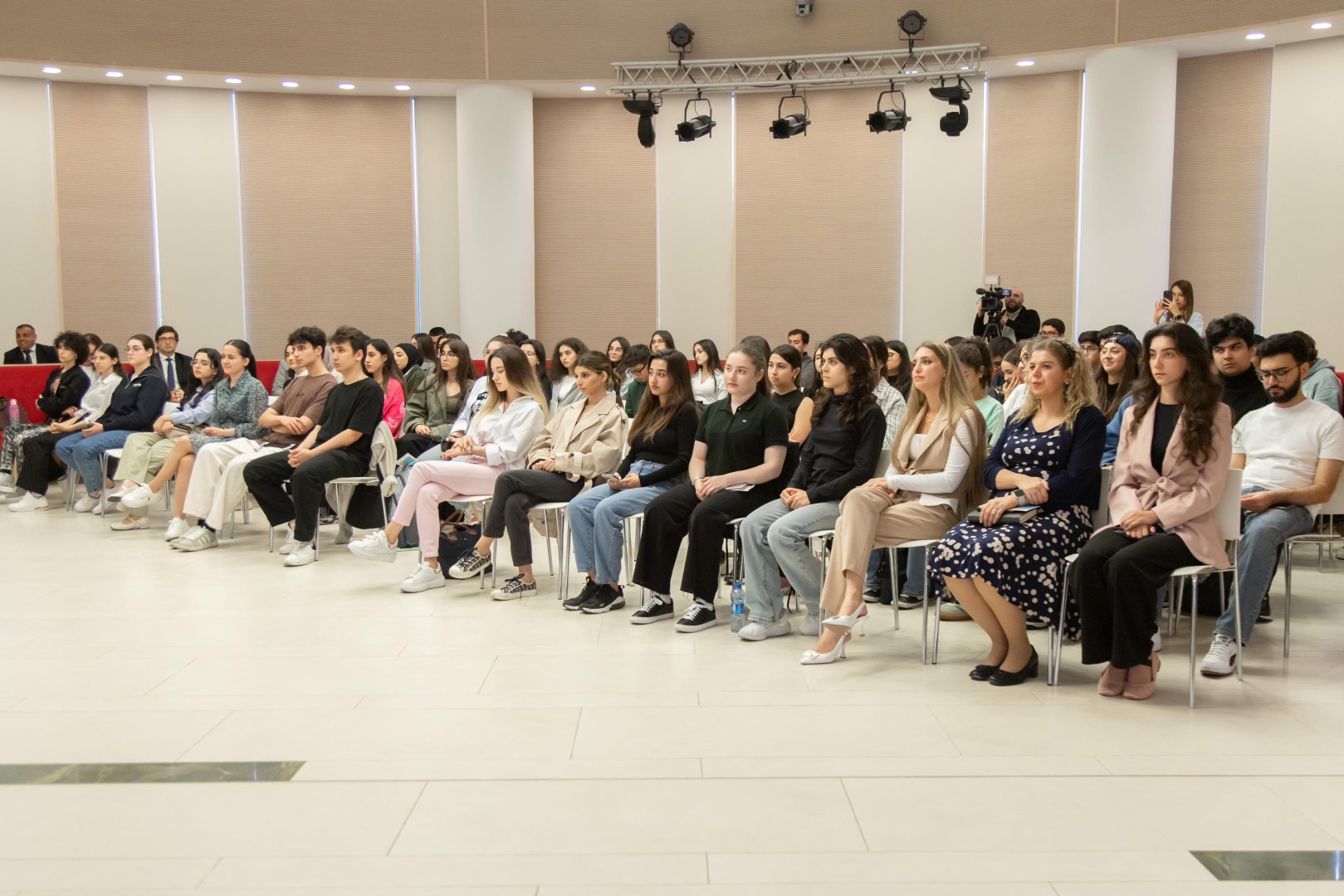 ADA Universiteti, Universitetin Fondu və “Referans Medical Group” birgə layihəyə başlayır (FOTO)