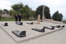 Milli Məclisin deputatı Vüqar Rəhimzadə seçiciləri ilə görüşüb (FOTO)