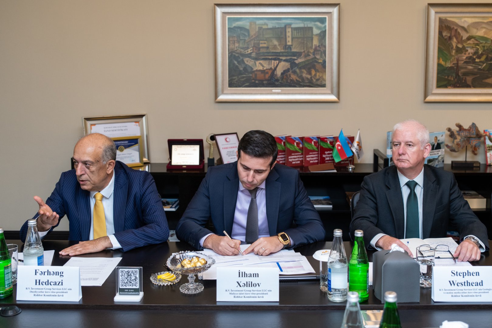 “AzerGold” QSC-də hasilatın pay bölgüsü haqqında Saziş üzrə yeni Rəhbər komitənin ilk iclası keçirilib (FOTO)