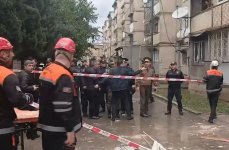 Gəncədə yaşayış binasında partlayış olub, iki nəfər ölüb (FOTO/VİDEO) (ƏLAVƏ EDİLDİ)