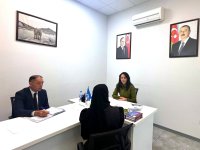 Ombudsman Səbinə Əliyeva vətəndaşları qəbul edib (FOTO)