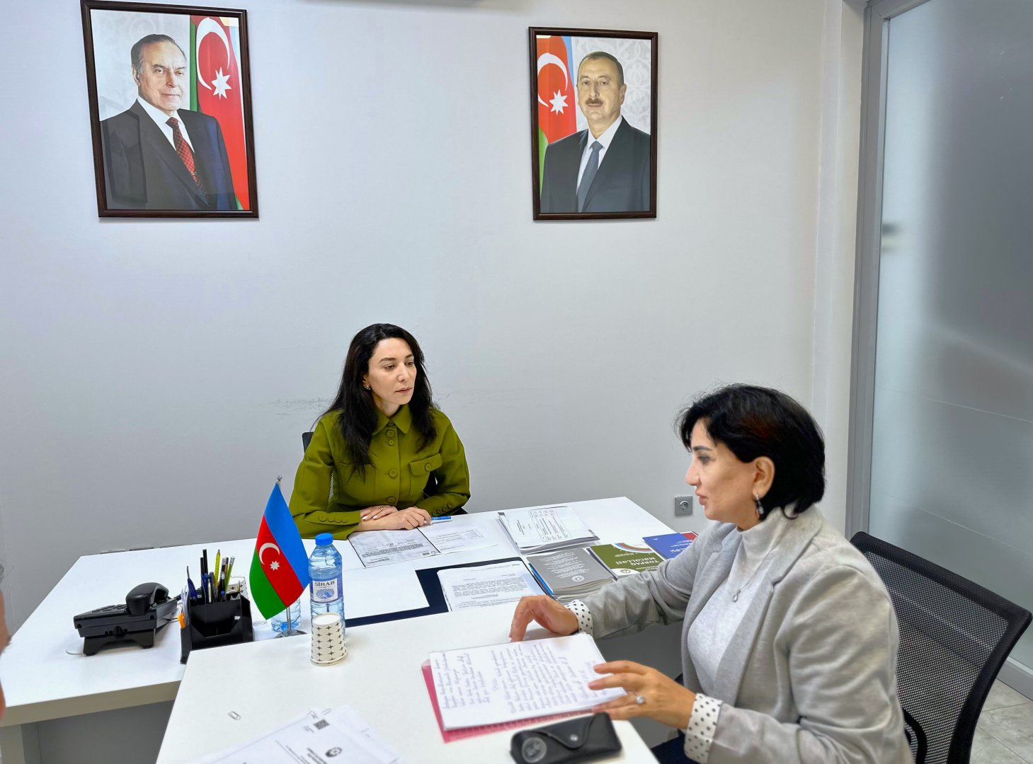 Ombudsman Səbinə Əliyeva vətəndaşları qəbul edib (FOTO)