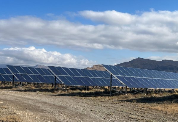 Azərbaycan xaricə elektrik enerjisi satışını 4 dəfəyə yaxın azaldıb