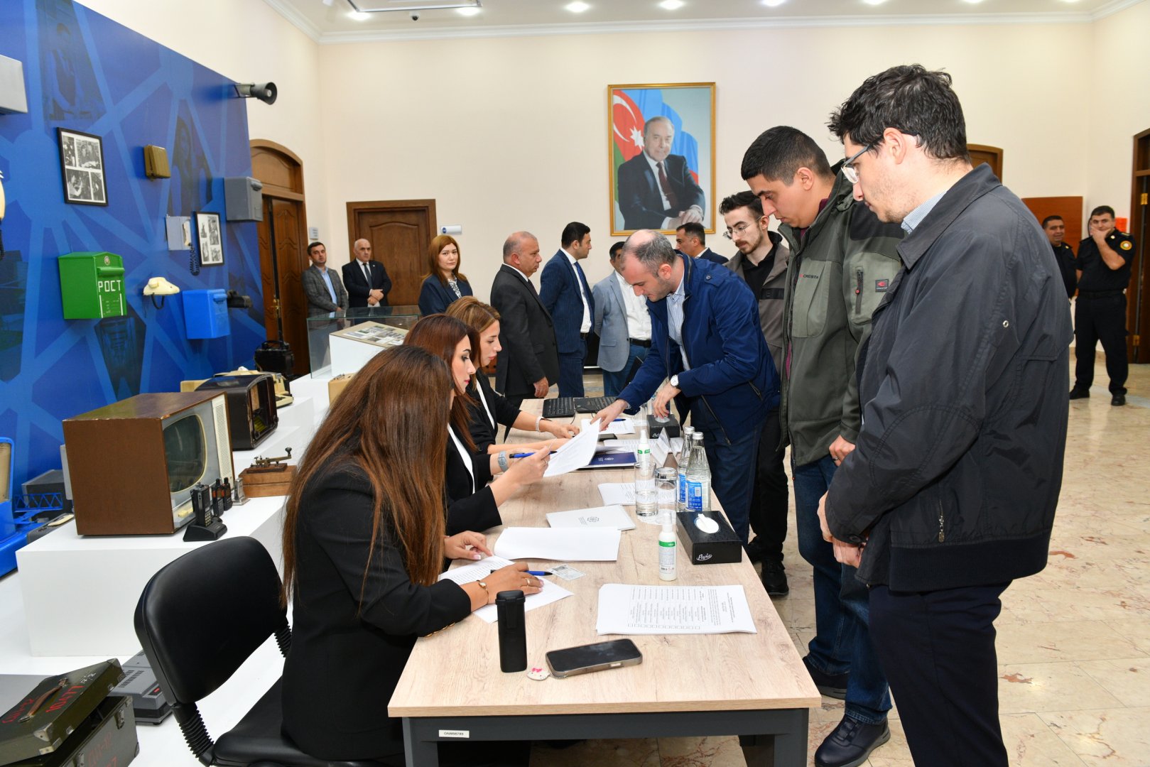 RİİN yanında İctimai Şura üzvlüyünə seçkilər keçirilib (FOTO)