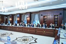 Milli Məclisin İqtisadi siyasət, sənaye və sahibkarlıq komitəsinin iclası keçirilib (FOTO)